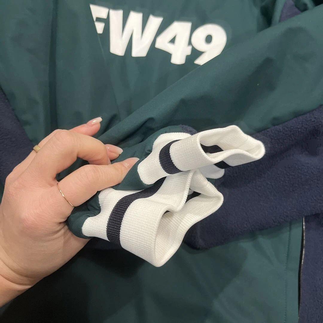 極美品　ゴルフ　TFW49 ウインドブレーカー