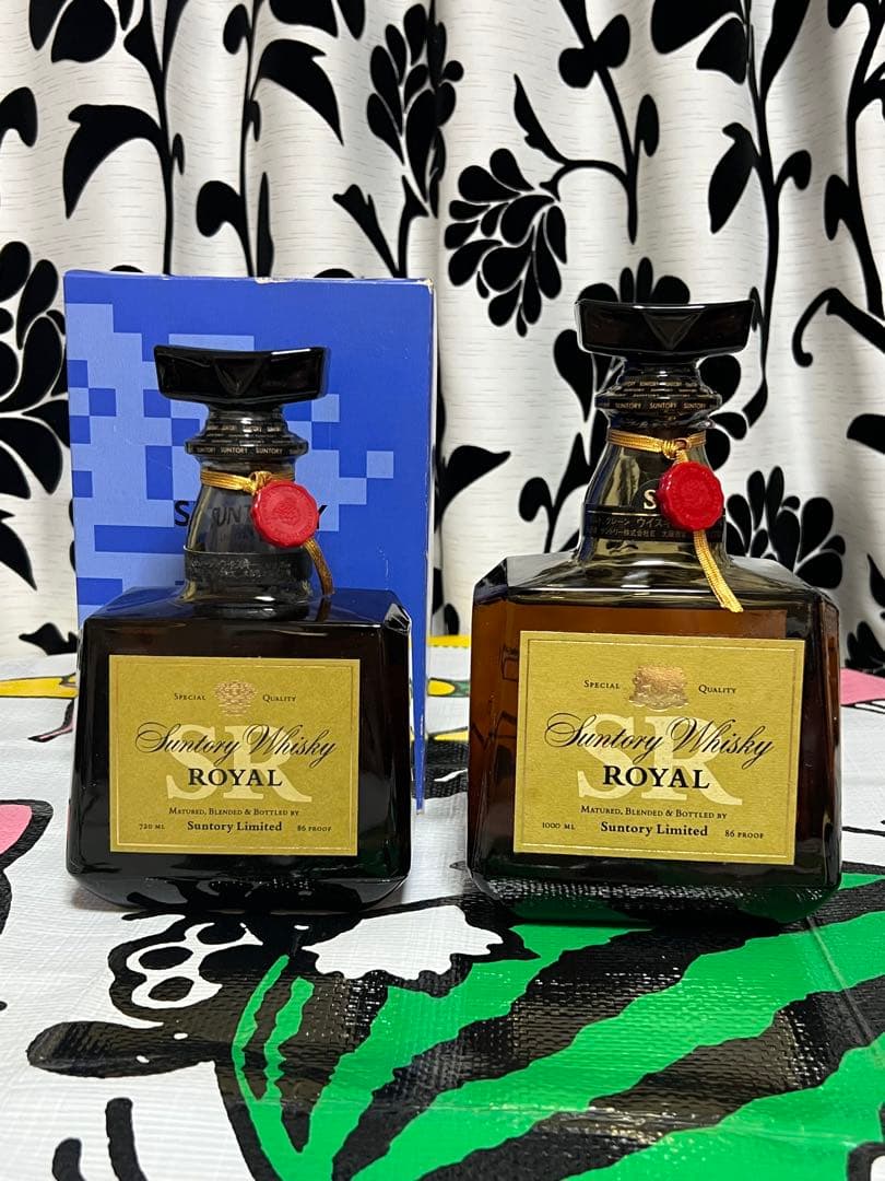サントリーウイスキー ロイヤル 2本セット1000ml 1本720ml 1本