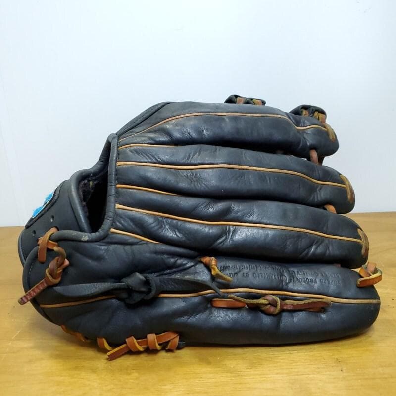 ミズノ 松井秀喜モデル 限定 ゴジラ型ウェブ 左投げ用 外野用 軟式グローブ