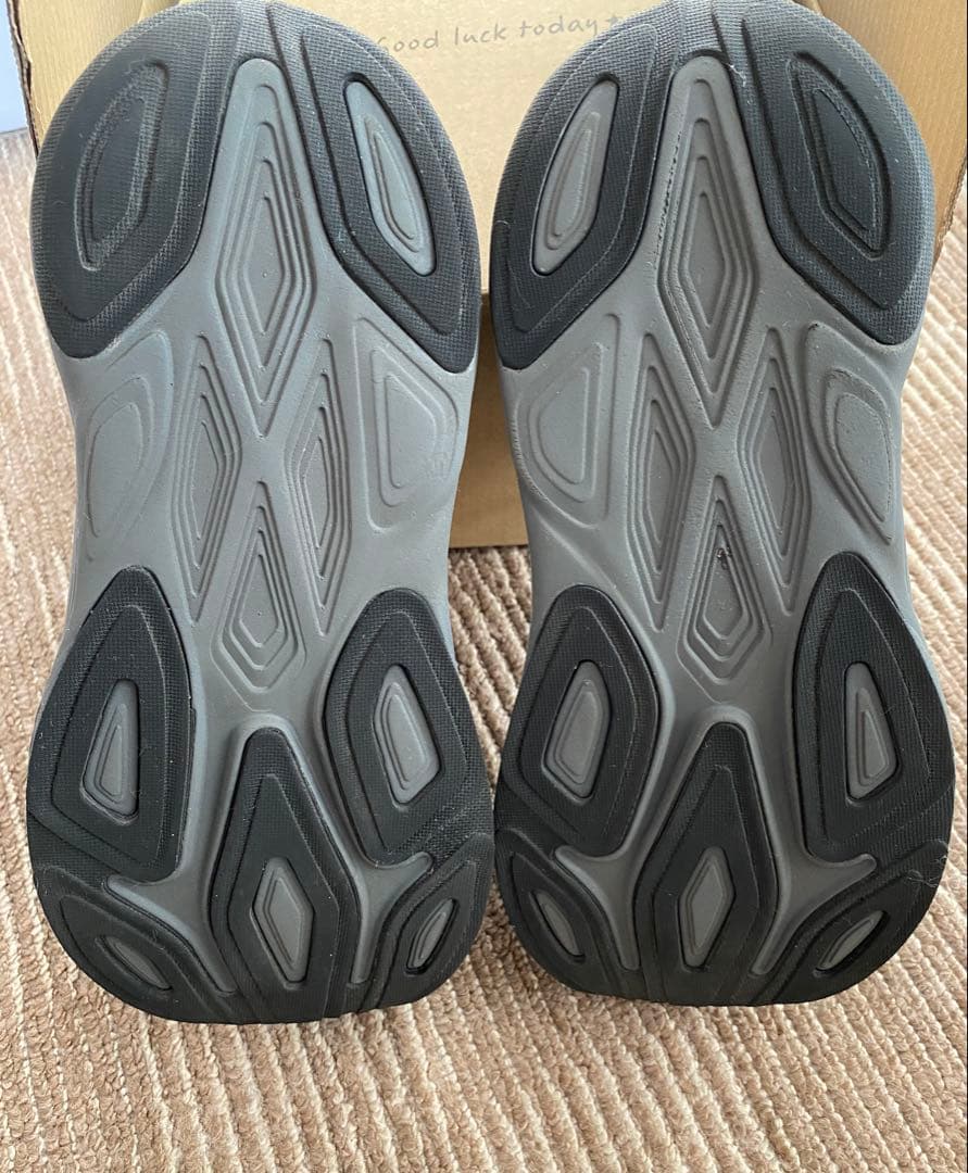 ウォーキング・ランニングウェア new balance Fresh Foam X More v6