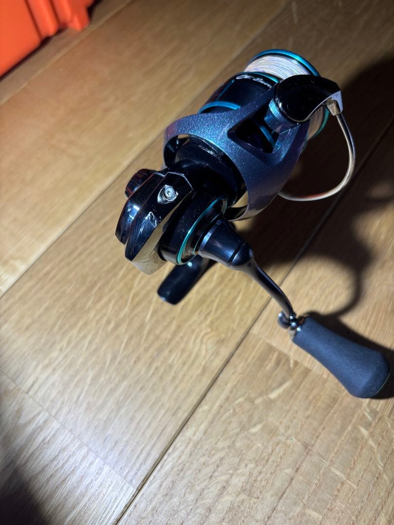 エメラルダス RX FC LT2500S スピニングリール