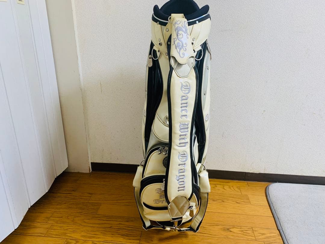 ダンス・ウイズ・ドラゴン ホワイトゴルフバッグ (消毒済)