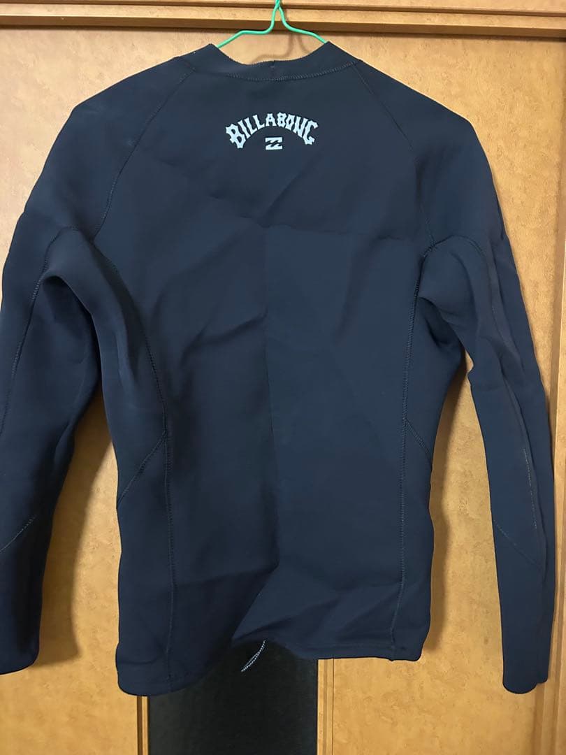 BILLABONG ブラック タッパー 長袖