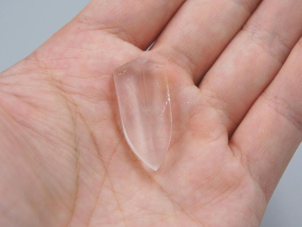 【晶】　★ 文玩 水晶口含蝉 ★　西漢期　セミ 桐箱付き 細工彫刻　高古雅玩