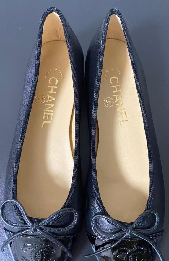 シャネル バレエシューズ 黒 37C 美品