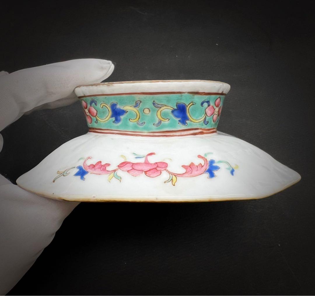 中国美術 古玩 清代 同治 六角粉彩皮球花紋樣 高足盤