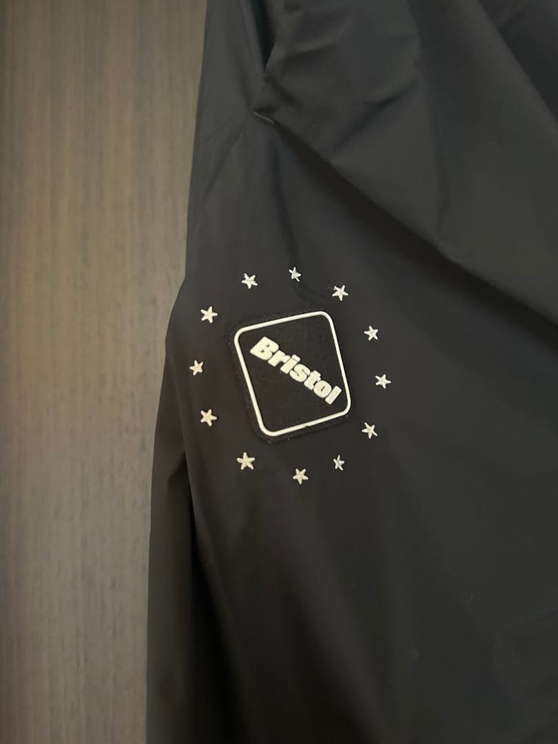 ブリストルズボン　シャカシャカ