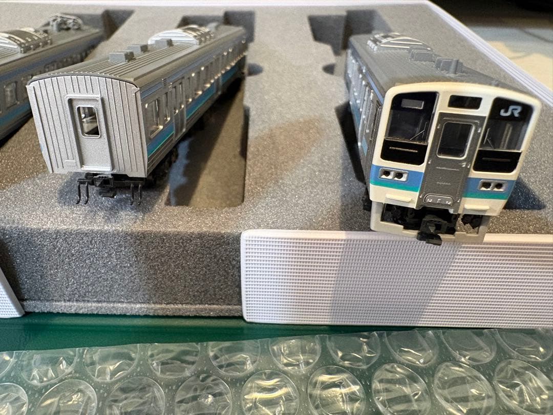 KATO 211系3000番台 長野色(10-1197)