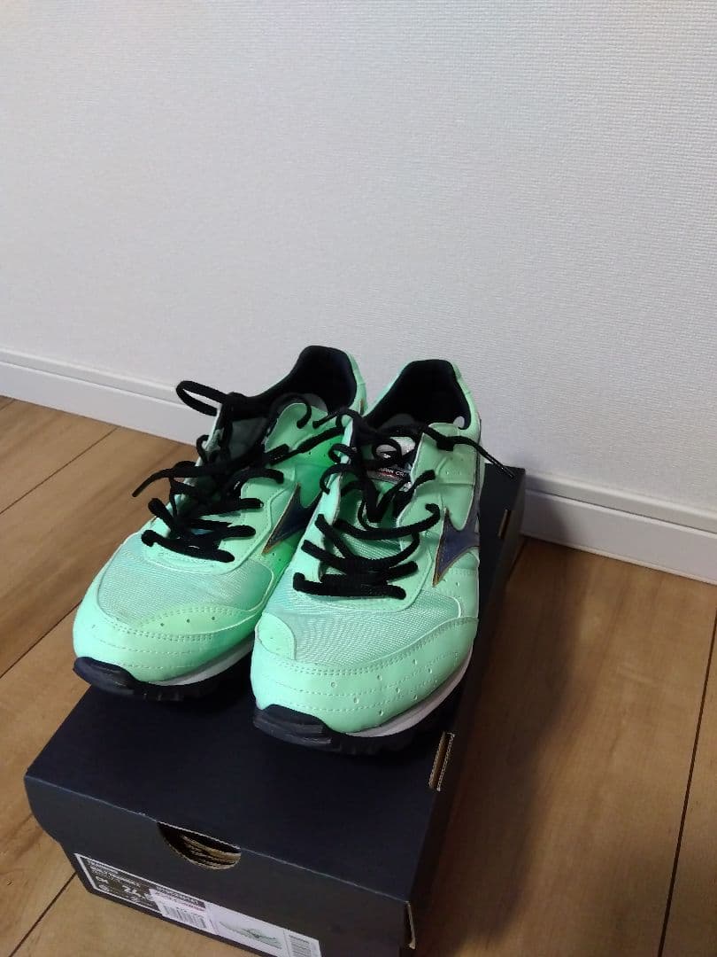 MIZUNO　ビルトトレーナー2 24.5cm