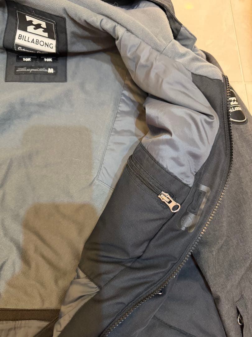 BILLABONG ビラボン　上下セット　スノーボードウェアM パンツLサイズ