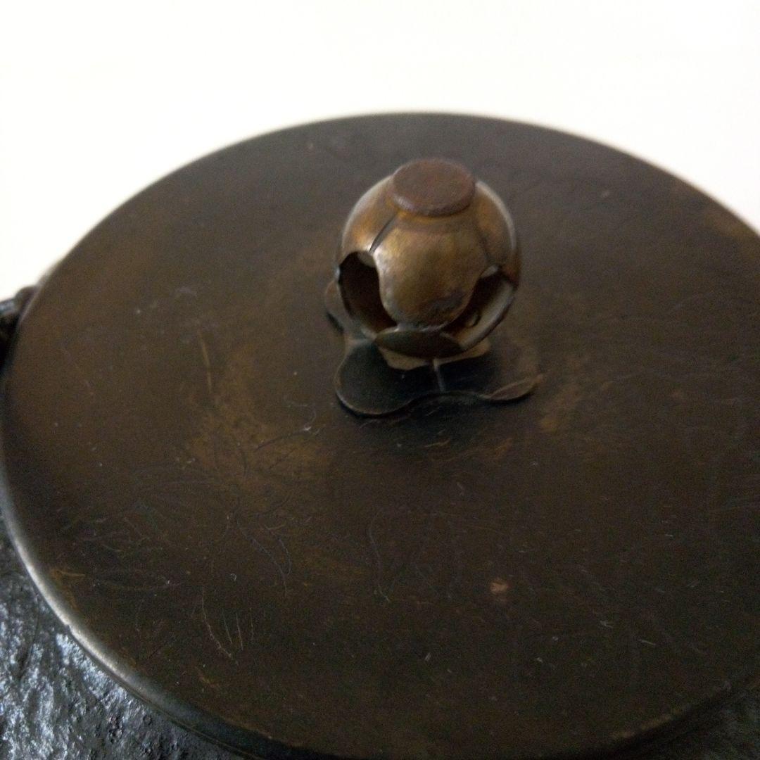 亀文堂　鉄瓶　雲龍紋　盛り上げ紋様