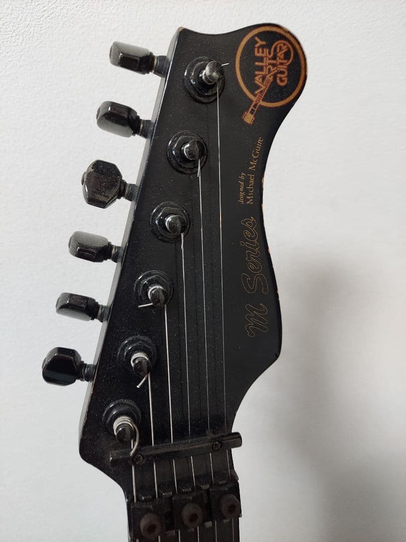 Valley arts M Series 初期型　日本製　ルカサーピックガード