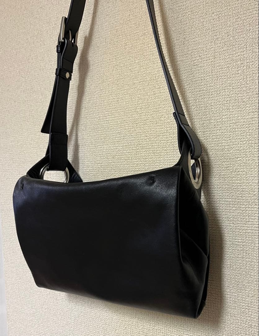 Kawakawa レザー　ボディバック　ショルダーバッグ レザー　ブラック