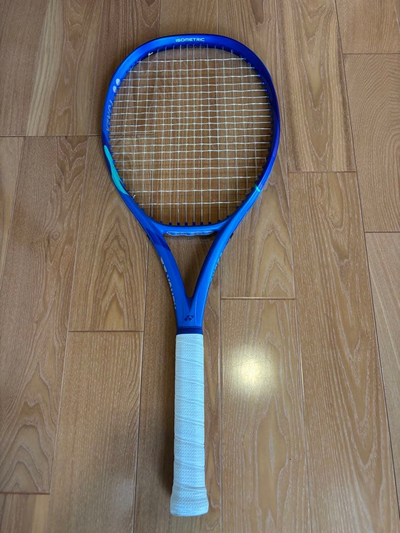 最終値下げ超美品ヨネックス Eゾーン 100YONEX EZONE 100 Ｇ2