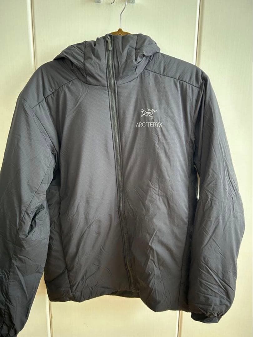 ARC'TERYX Atom AR hoodie ブラック