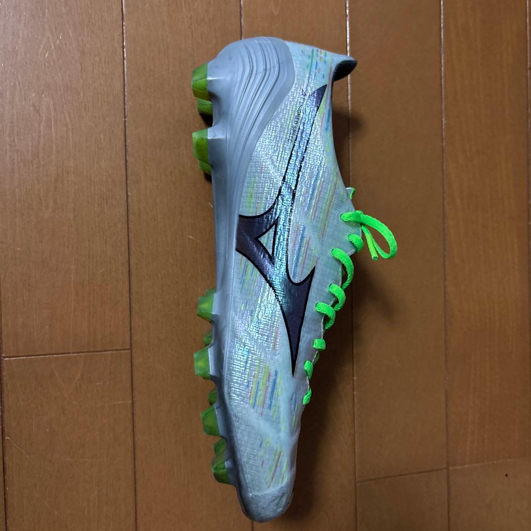 MIZUNOアルファ2PRO ホワイト×シルバーイリディセント 26.5センチ