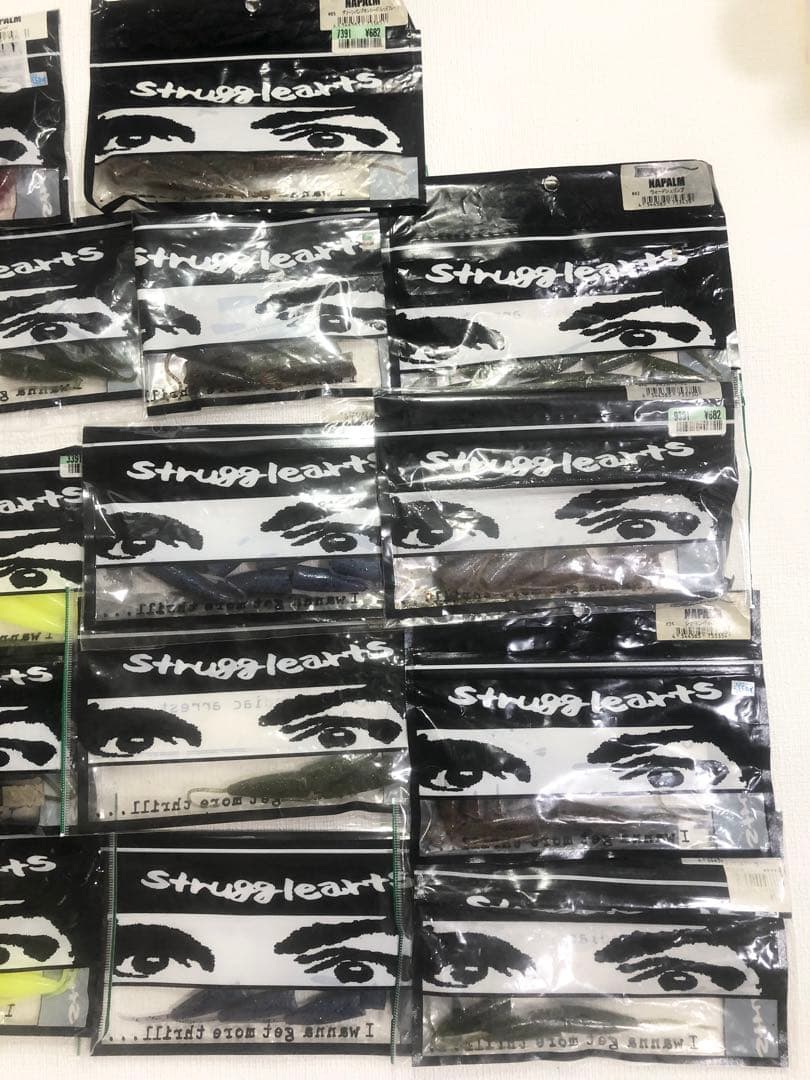 ジャイアント フリークス様 ストラッグルアーツ　ナパーム　126本 デプス