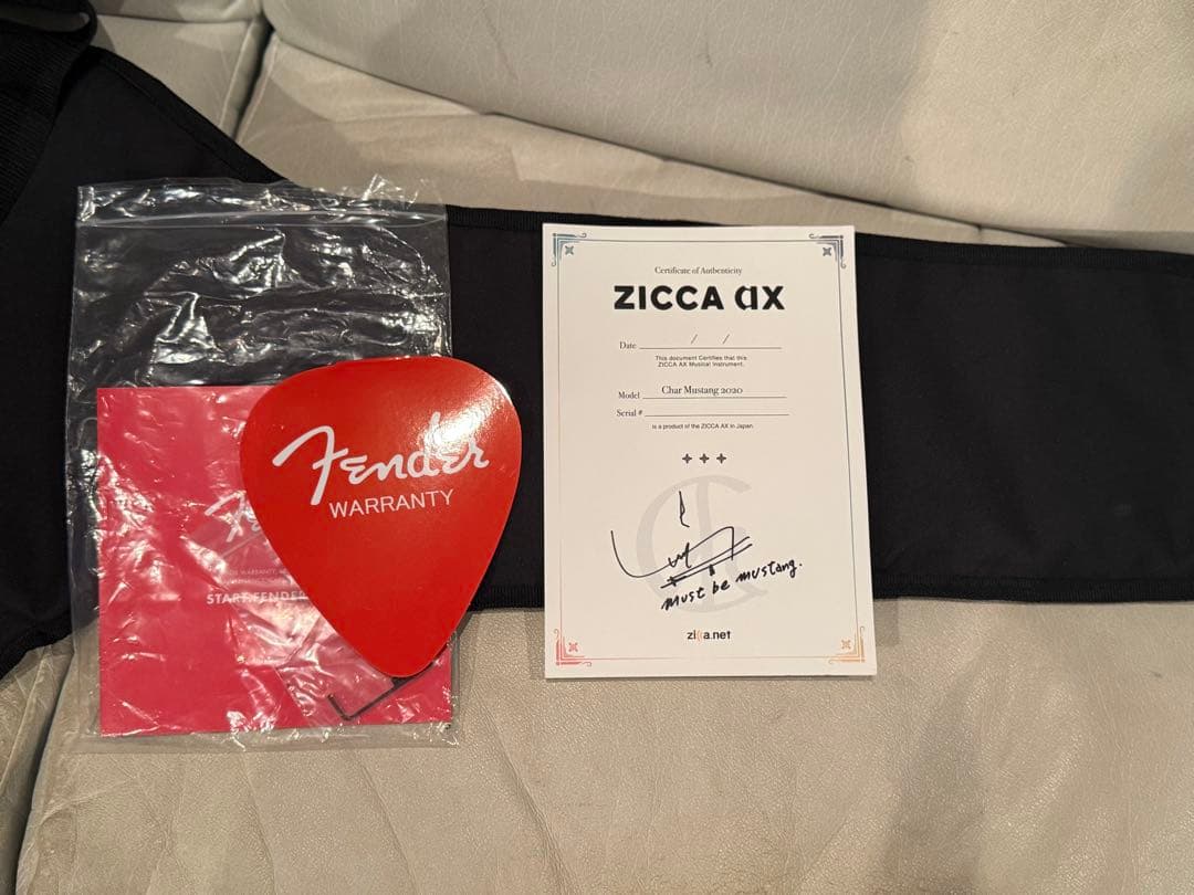S*s様 CHAR 2020 mustang Zicca限定　おまけ付き