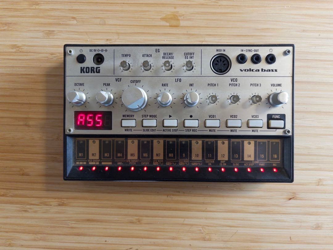 KORG volca bass アナログシンセサイザー