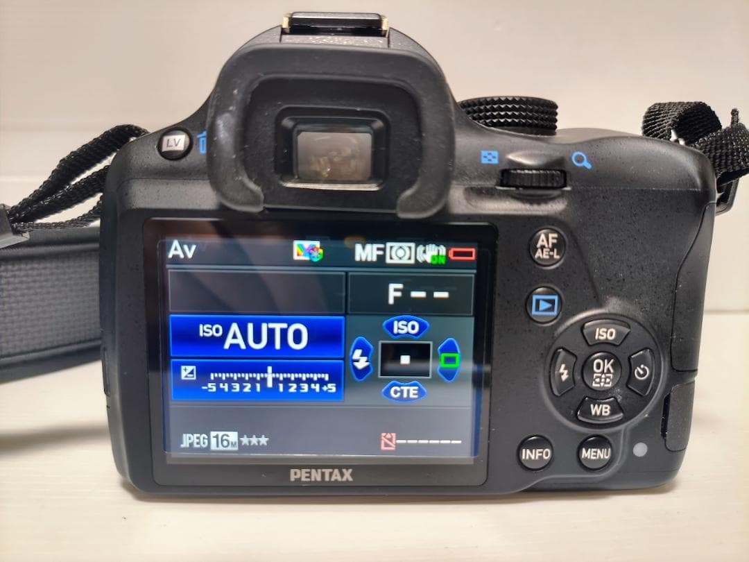 【メタル】PENTAX K-50 ブラック＋WRレンズ