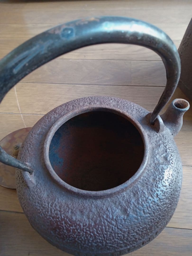 風炉鉄瓶付き
