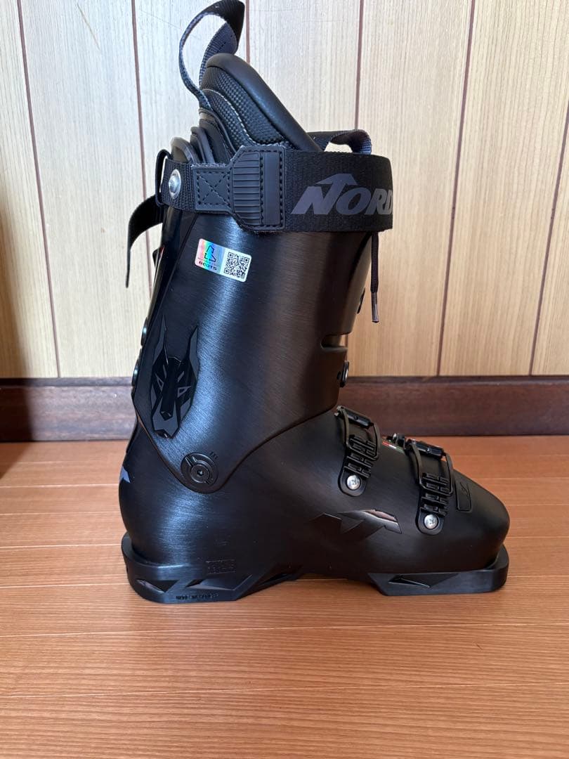 【未使用】ノルディカ ドーベルマン5RD-S 24.5cm