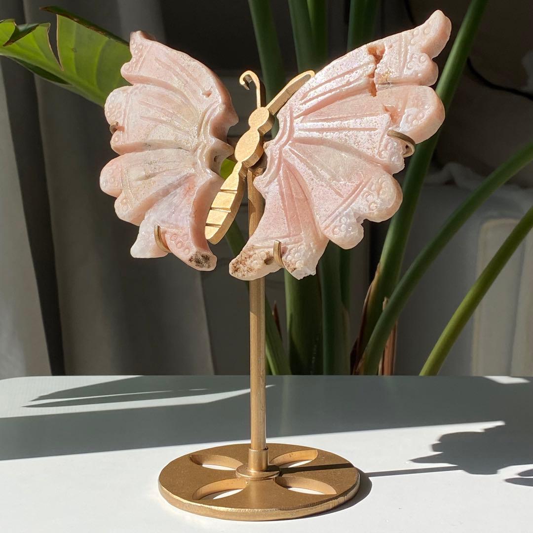 【 キュート ピンクアメジスト バタフライ 原石 スタンド付き 蝶々 さん 】