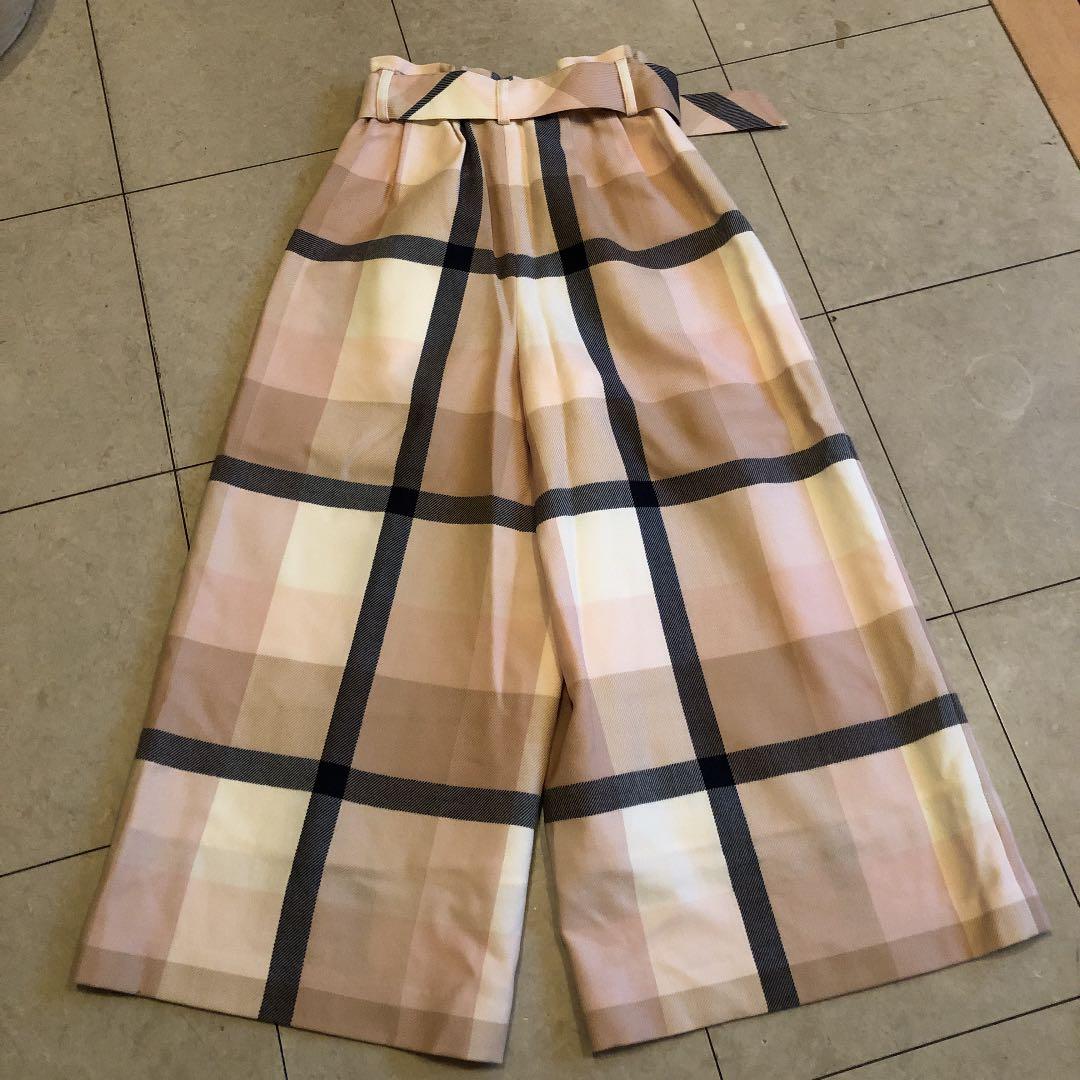 ワイドパンツ　バーバリーブルーレーベル　クレストブリッジ