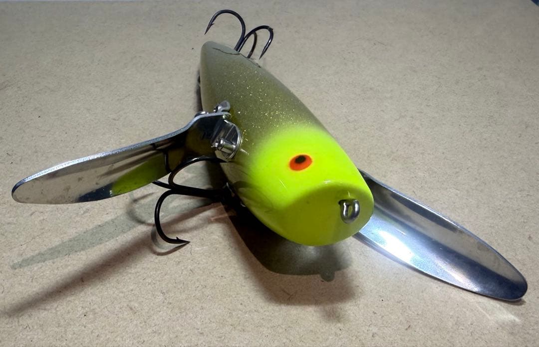 nobite ノーバイト　大きい羽　ハネ物　トップウォーター