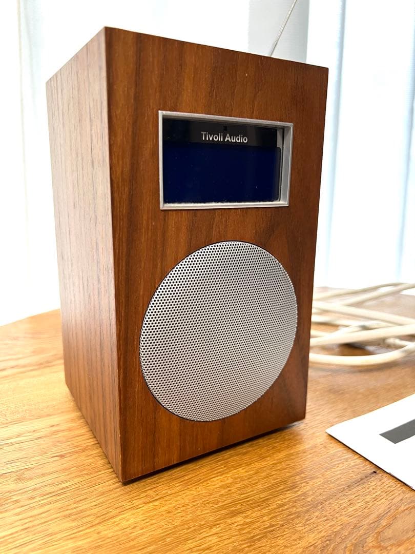 Tivoli Audio Model 10 ラジオ