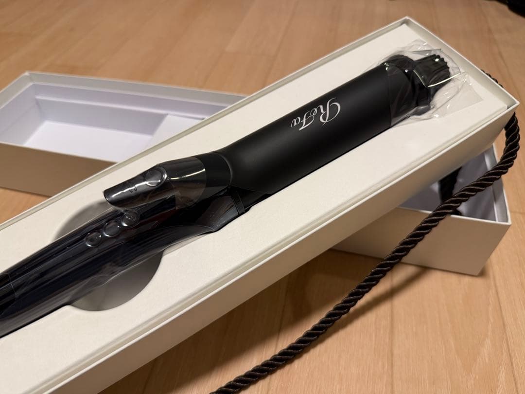 【新品】リファカールアイロンプロ（38mm)箱付き