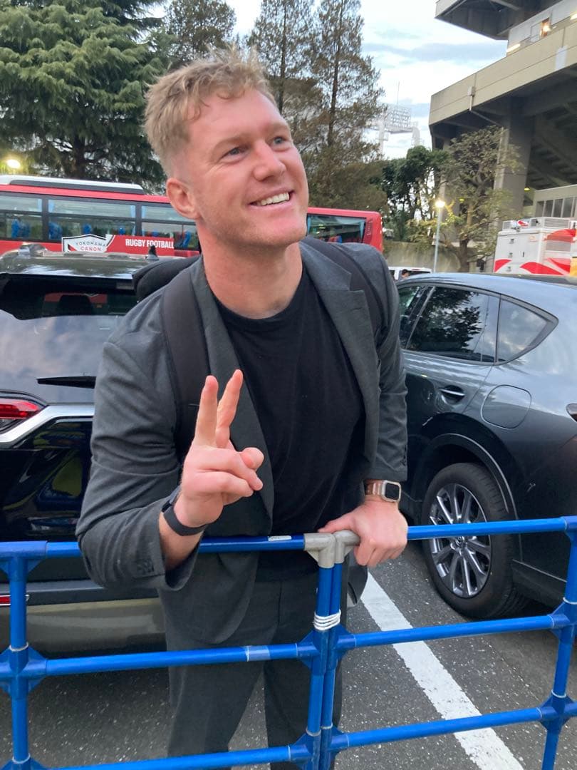 横浜キャノンイーグルス　グリエル、フィリップ、梶村選手　直筆サイン入り応援シャツ