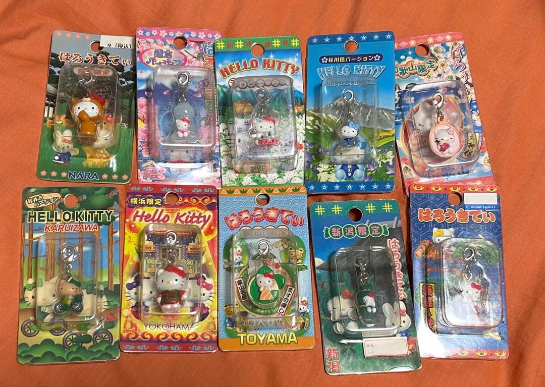 ご当地キティストラップ156点セット