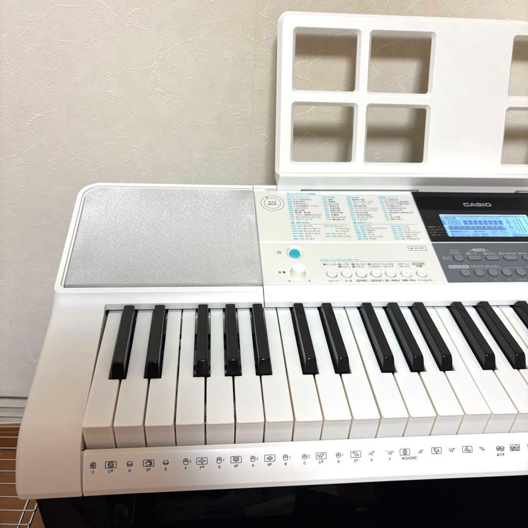 【極美品】カシオ CASIO 光ナビゲーション キーボード LK-516 楽譜付