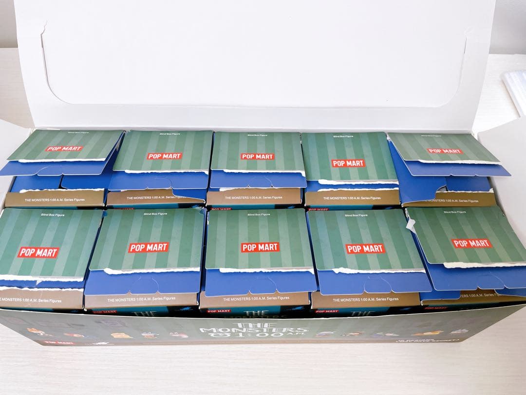 THE MONSTERS 1:00 A.M. フィギュアセット