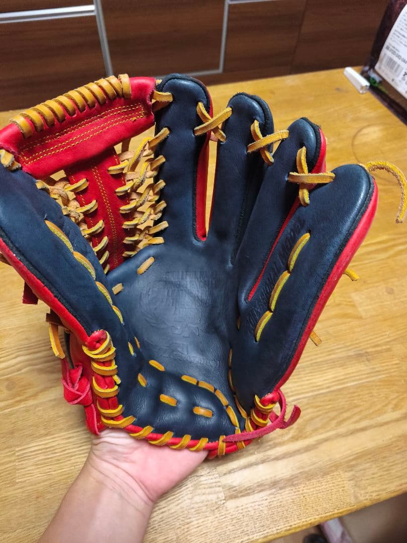 ハタケヤマ　外野用グローブ