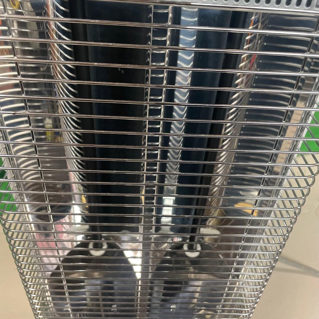 ダイキン 遠赤外線暖房 セラムヒート ERFT11ZS-W 22年製