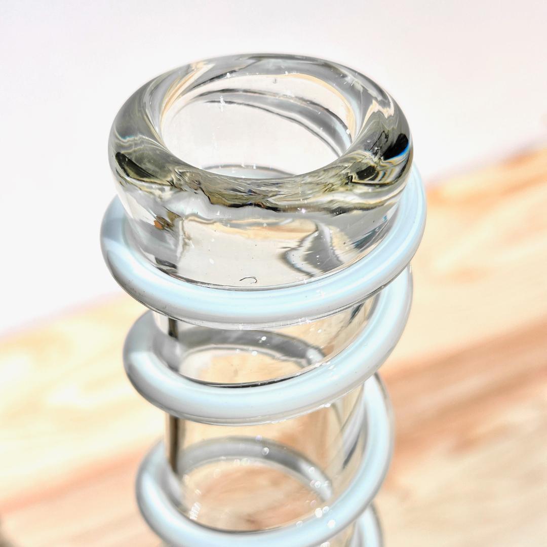 ビンテージ　ガラスボトル　線巻き花瓶　古道具　被せガラス　高さ47.5cm