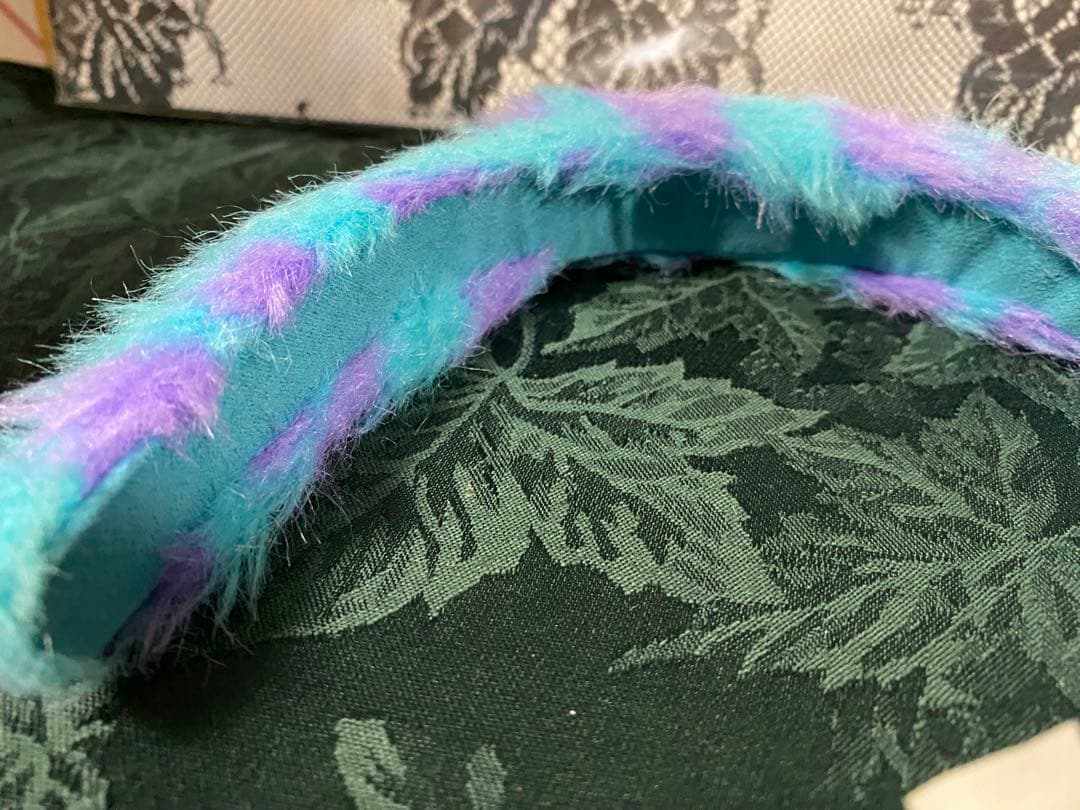 ディズニー　モンスターズインク　サリー　カチューシャ