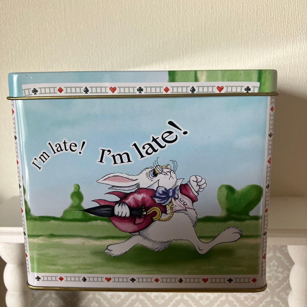 イギリス　陶器　不思議の国のアリス　ヤマネ　Cardew　Beswick