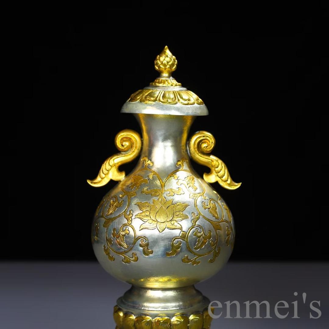 中国古美術 鍍金銅瓶 水差し 手彫り 鏨刻 純銅製 花器 床の間飾り 細工 置物