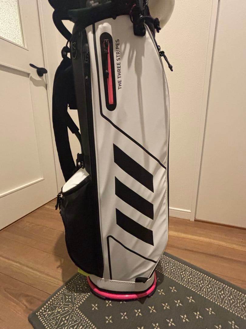 【ほぼ新品】アディダス コードカオス 軽量 キャディバッグ