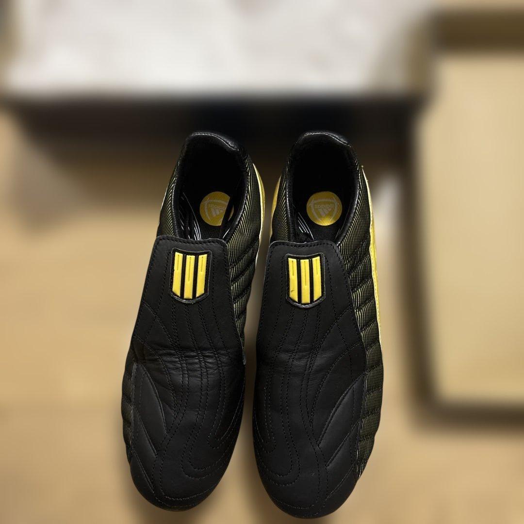 新品　未使用品　adidas スパイク　プレデター　F30 激レア　箱付き