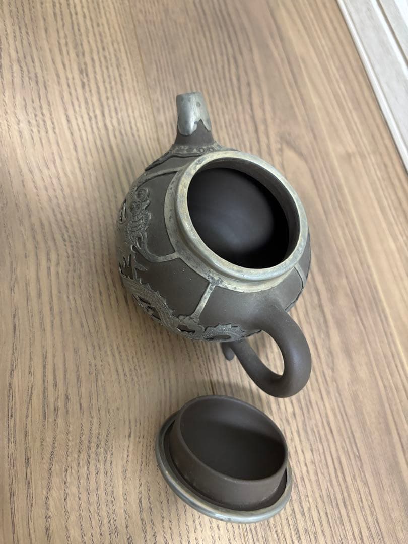 ドラゴン彫刻 ティーポット　骨董品
