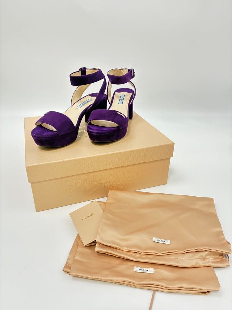 箱つき美品✨PRADA スウェードサンダルロゴ　チャンキーヒール　36 パープル