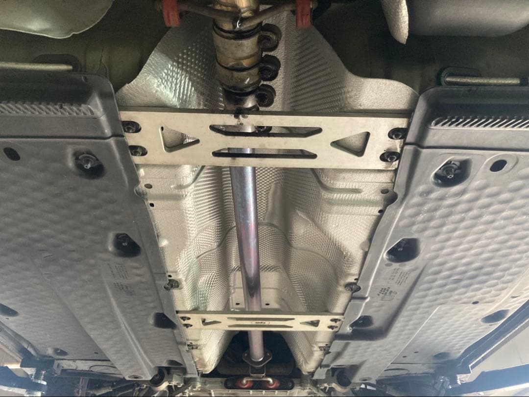 フォルクスワーゲンゴルフ5&6などCPMロアレインフォース