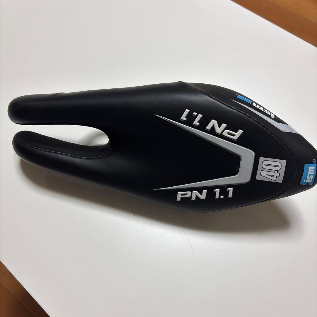 ism PN 1.1 サドル 40