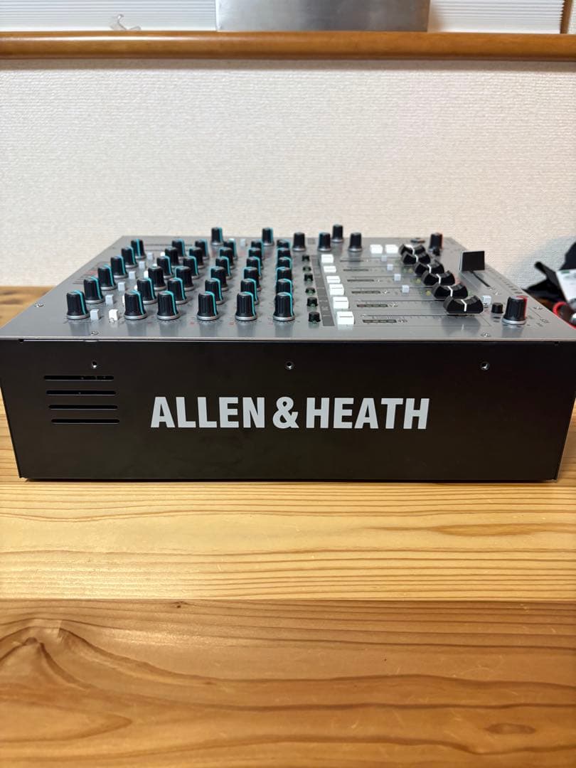 DJ機材 Allen & Heath Xone:62