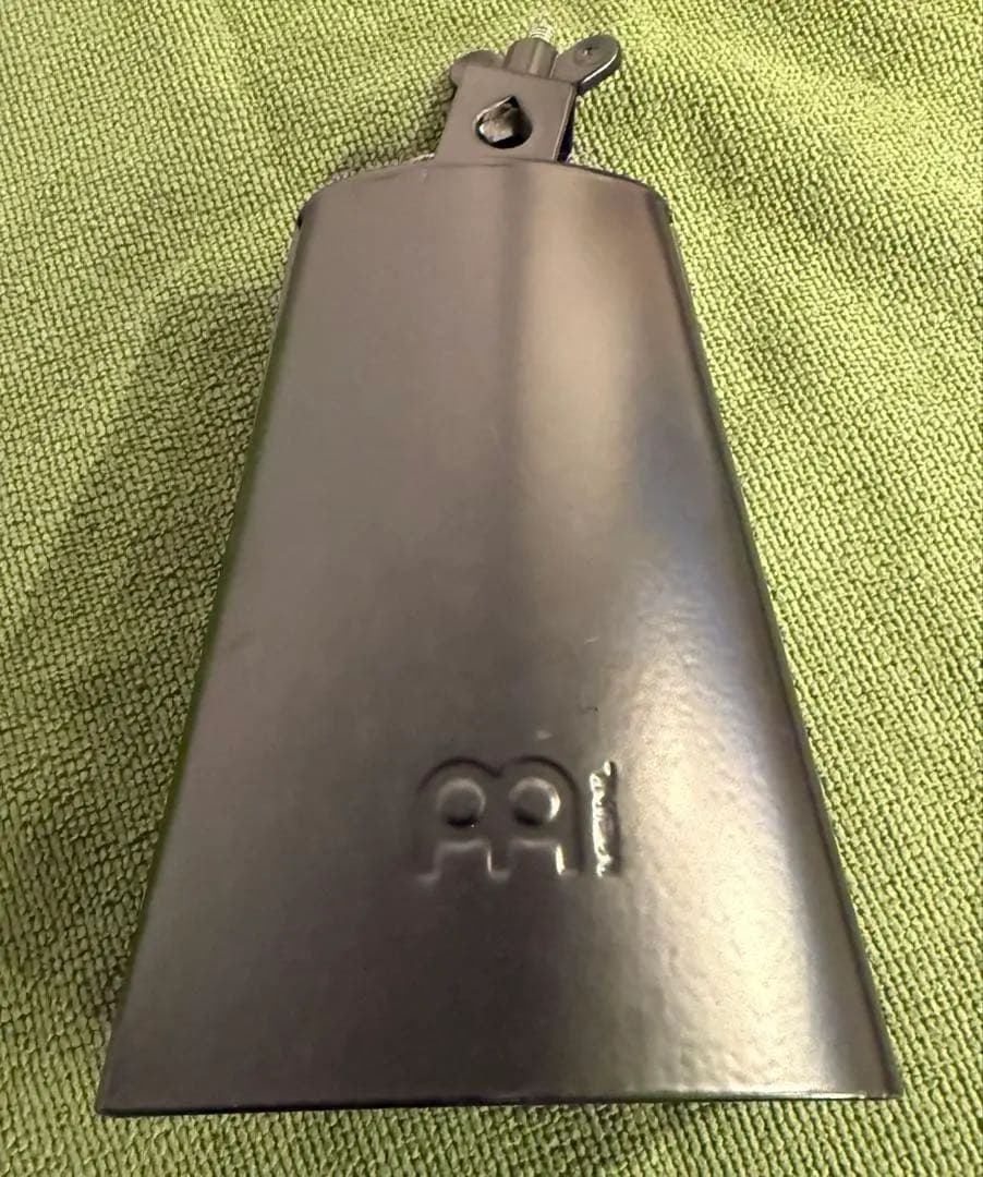 マイネル ブラックフィニッシュカウベル 6 3/4\" & カウベルホルダーセット