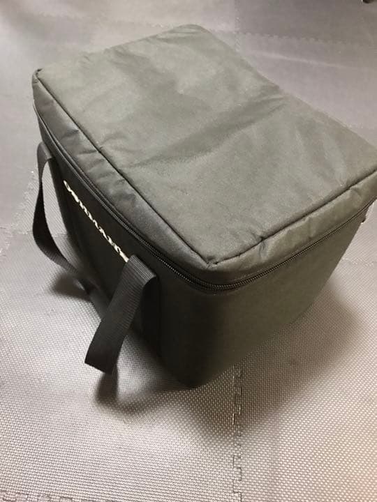 OSHMAN'S 10L×2 ポリタンク 保温カバー付き 40×30×30センチ